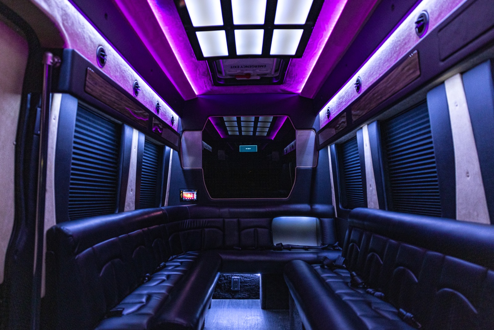 12 Passenger Black Limousine Sprinter Rental Atlanta Interior 1 1